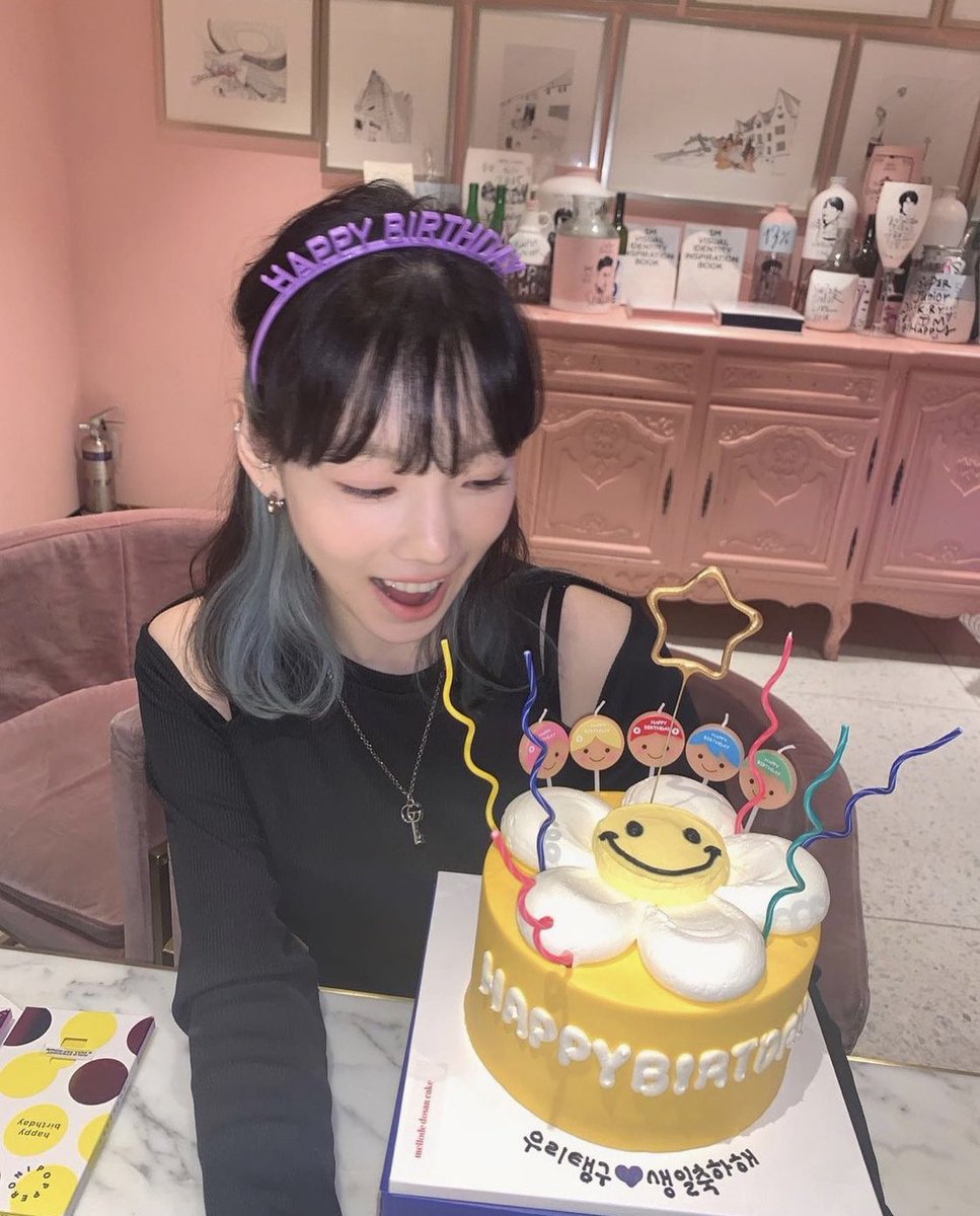 taeyeon pics tweet media