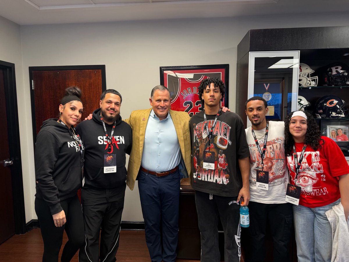 Anthony Lopez JR tweet media