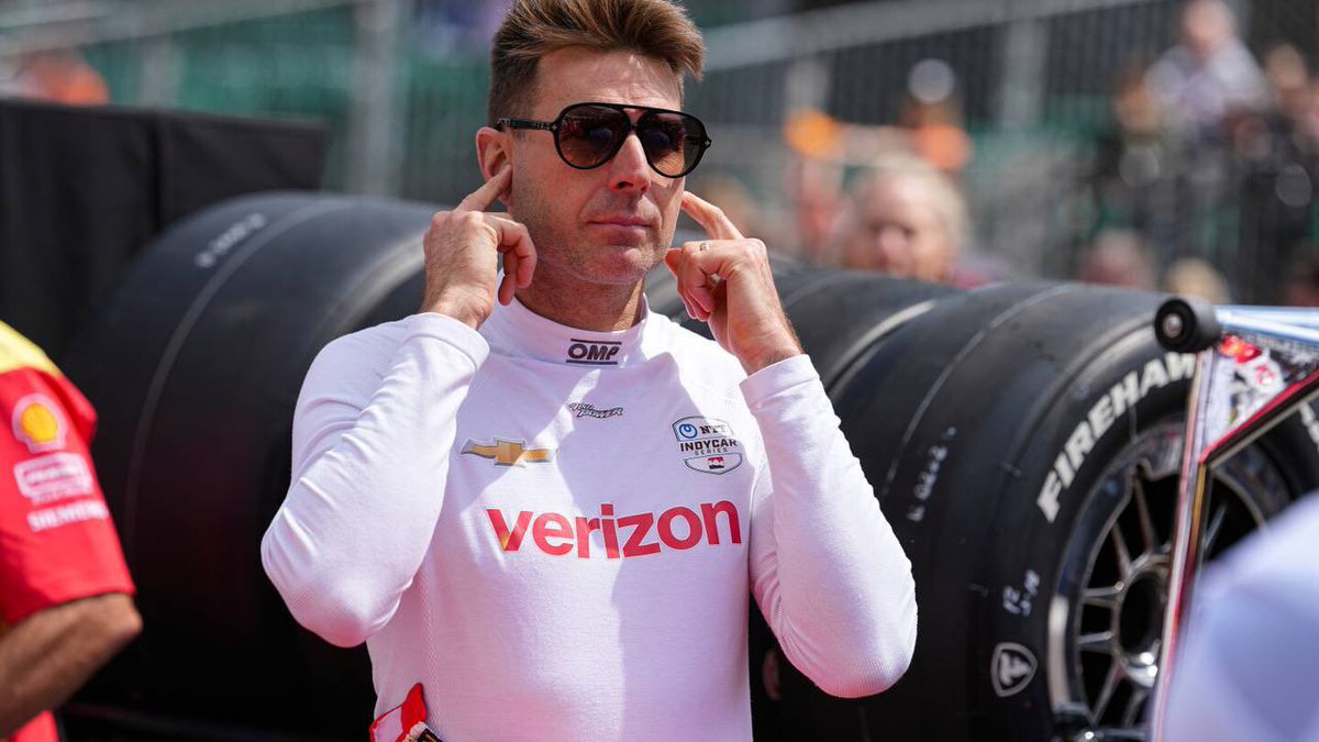 flexiefloyd's tweet photo. the fastest lap, from last to the lead, just bad luck. he’s extremely good (not listening to anyone saying bad things) https://t.co/CeYb27Nk0H