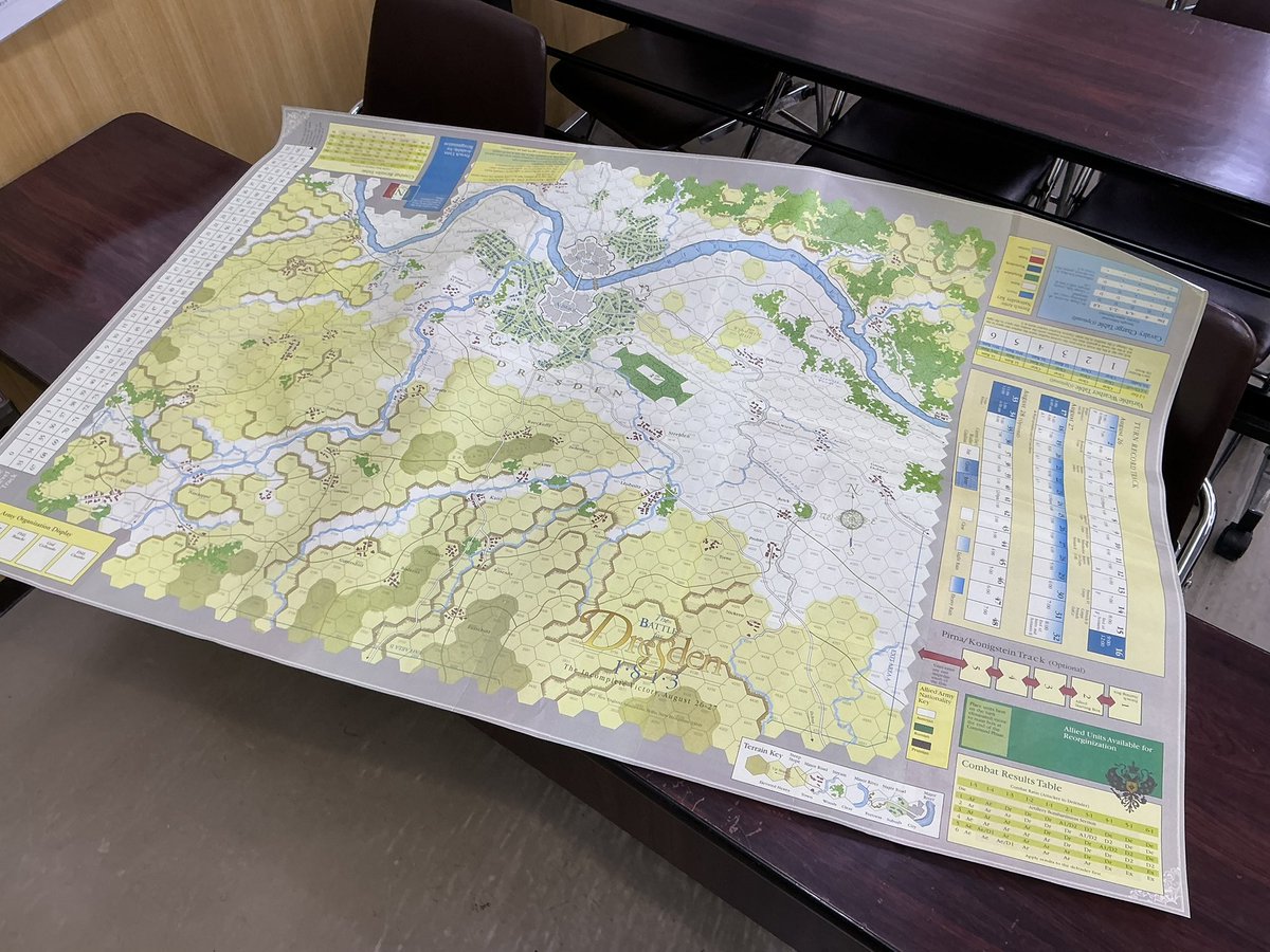 Dublin22923080's tweet photo. ＮＥＳのドレスデン

地図を拡大した

 #ウォーゲーム https://t.co/RyDLxl0uq4