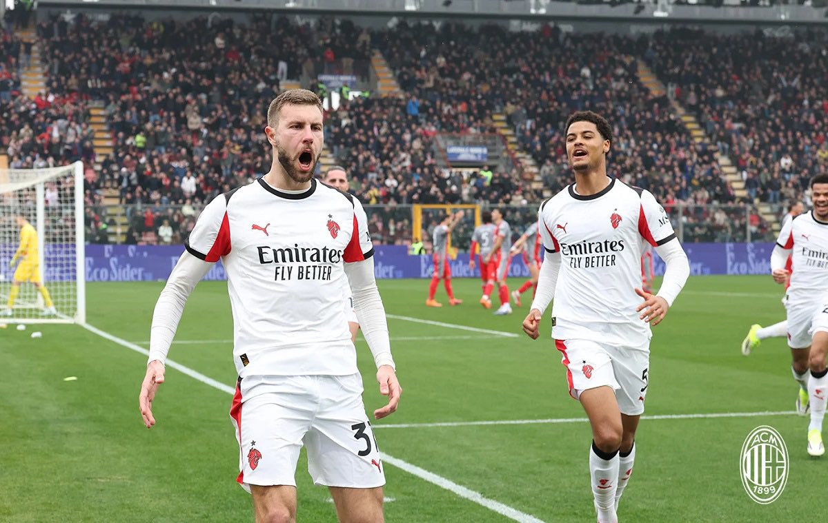 MUCC ❤️🖤🇮🇹 tweet media