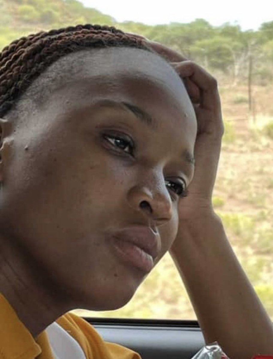 That Miss Namibia show  brings chaos on this app always , now poor mothers are being insulted just cause of people’s opinions. If you disagree with the person,  just insult them straight don’t include the parents please