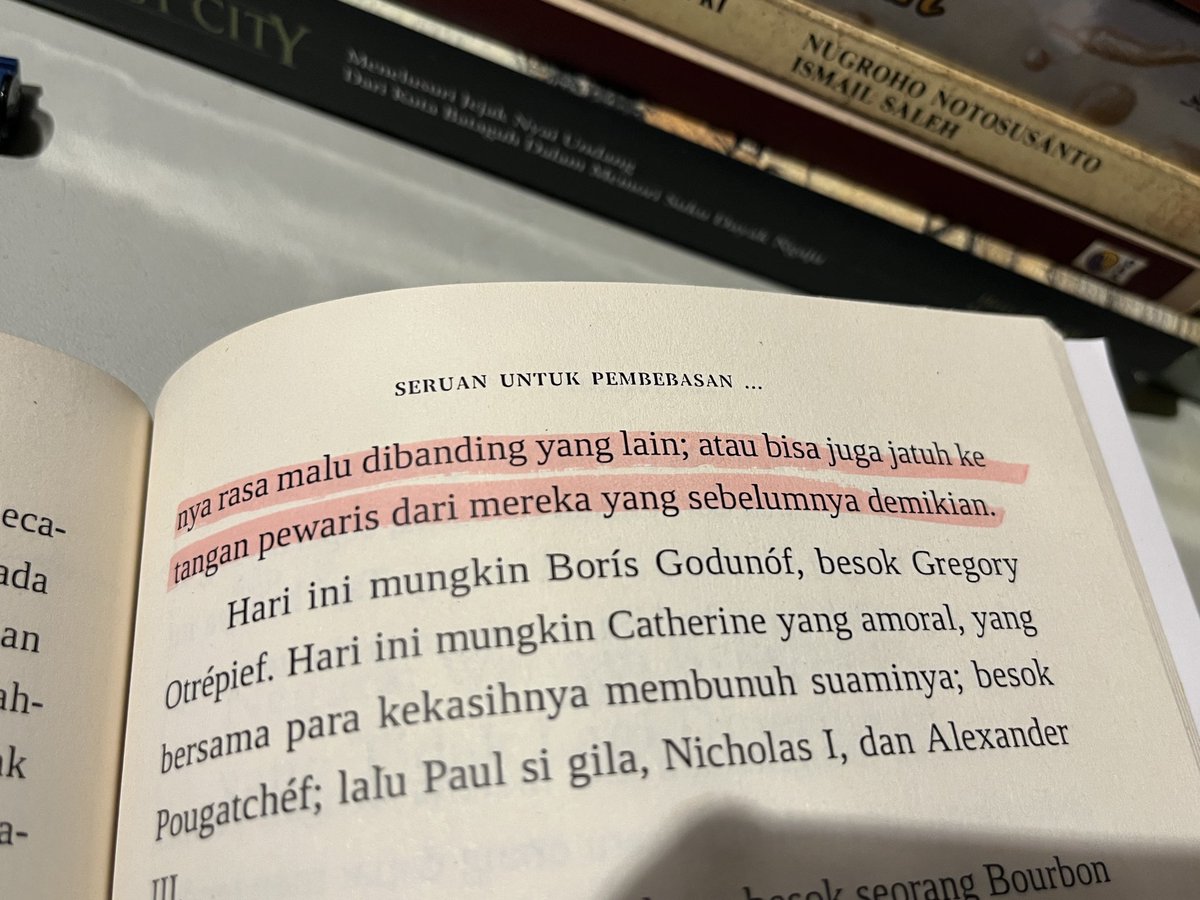 Yogkus tweet media