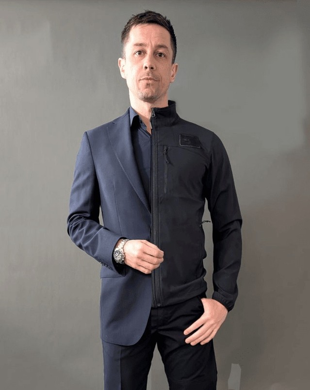 📸 @hayleynebauer (on IG)
If you've seen the episode, I recommend reading the post on her profile 🔥
#killianscott #noahpierson #thecapture #bbc #irish #irishactor