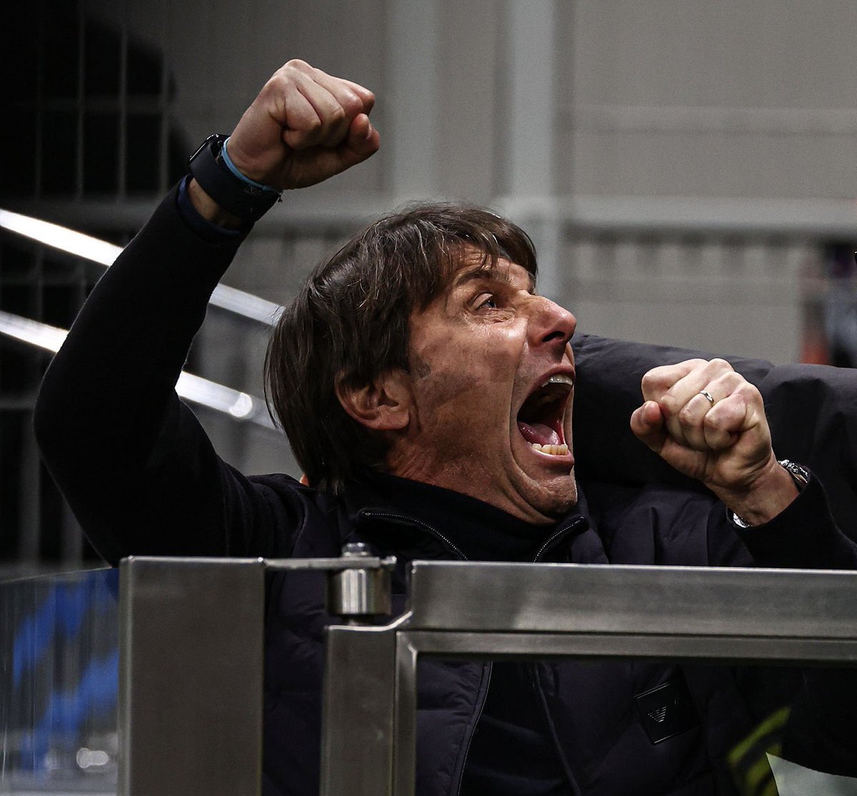 E allora rt se la tua squadra non ha mai perso contro gli ingiocabili quest'anno