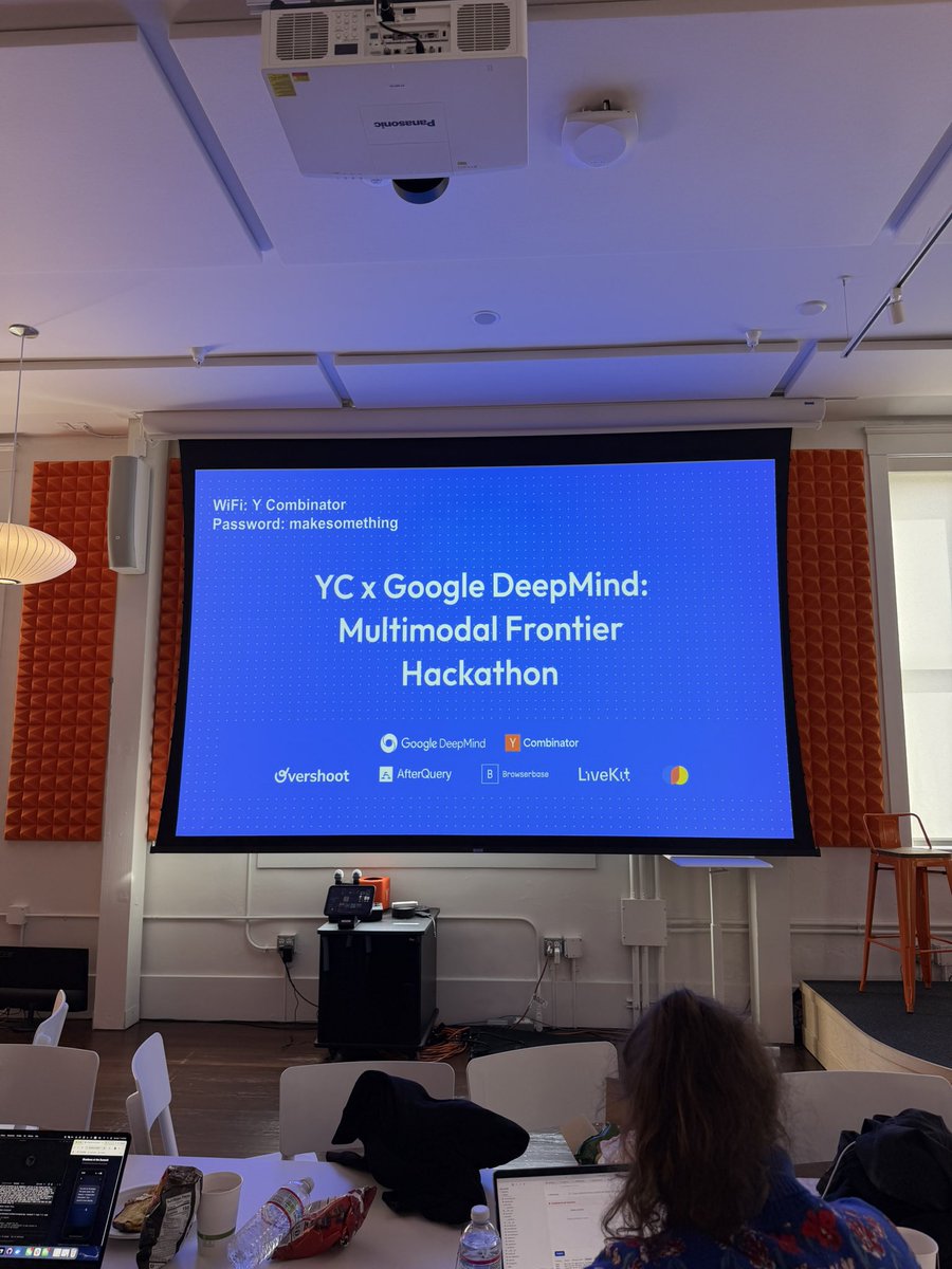 AfterQuery tweet media