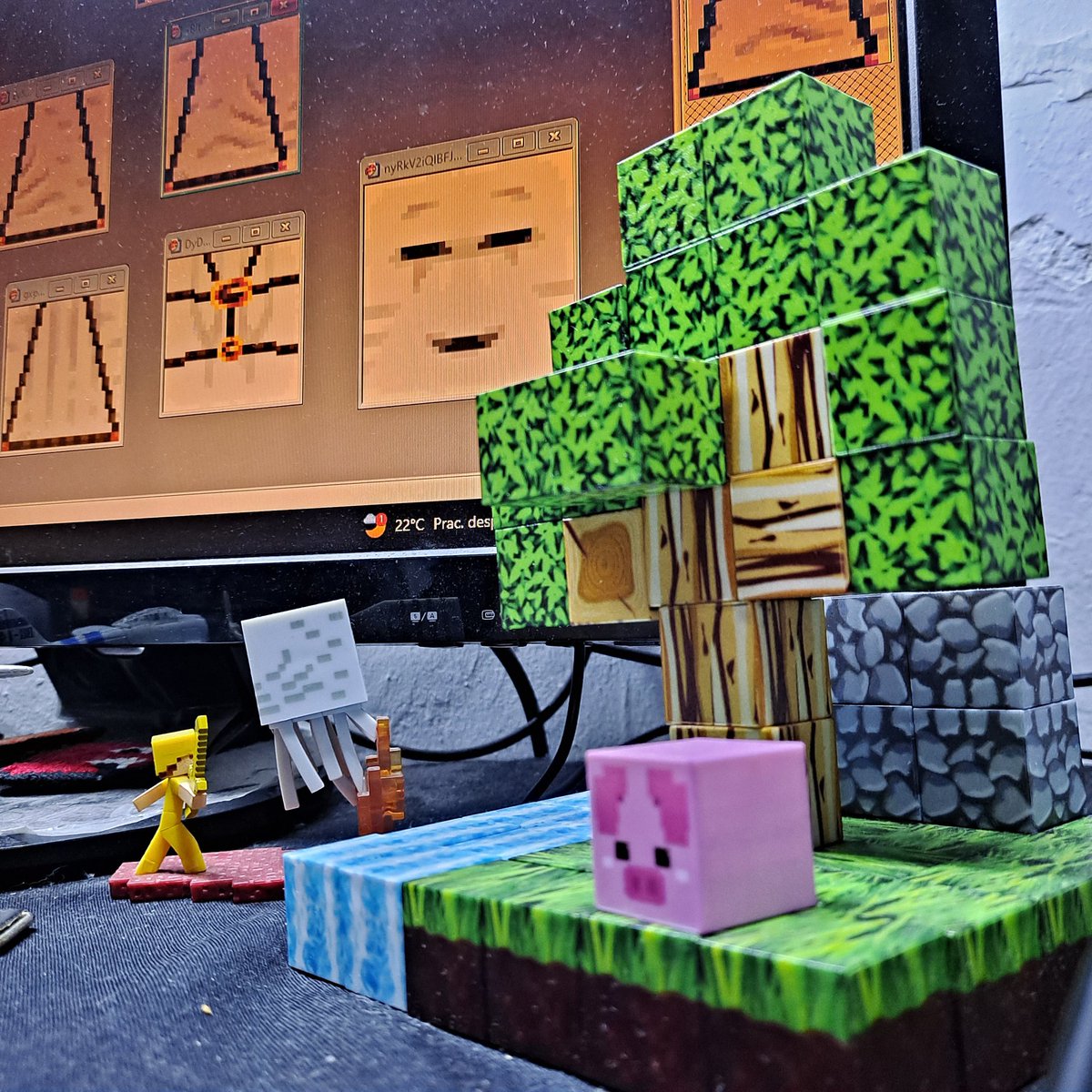 Mapachuu tweet media