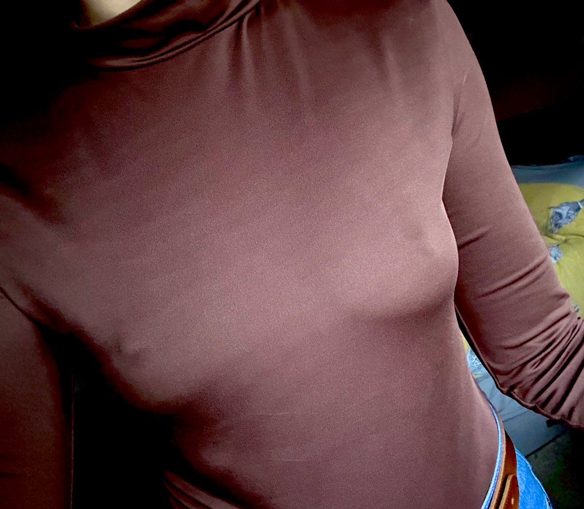 Lots going on at the minute and absolutely knackered most of the time, just going through the motions/routine of the day to day but decided to be braless for the day today, there’s something freeing about it.