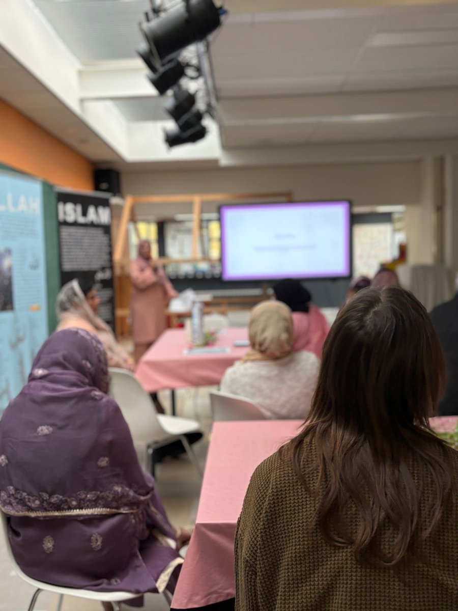 AMJ Arnhem tweet media