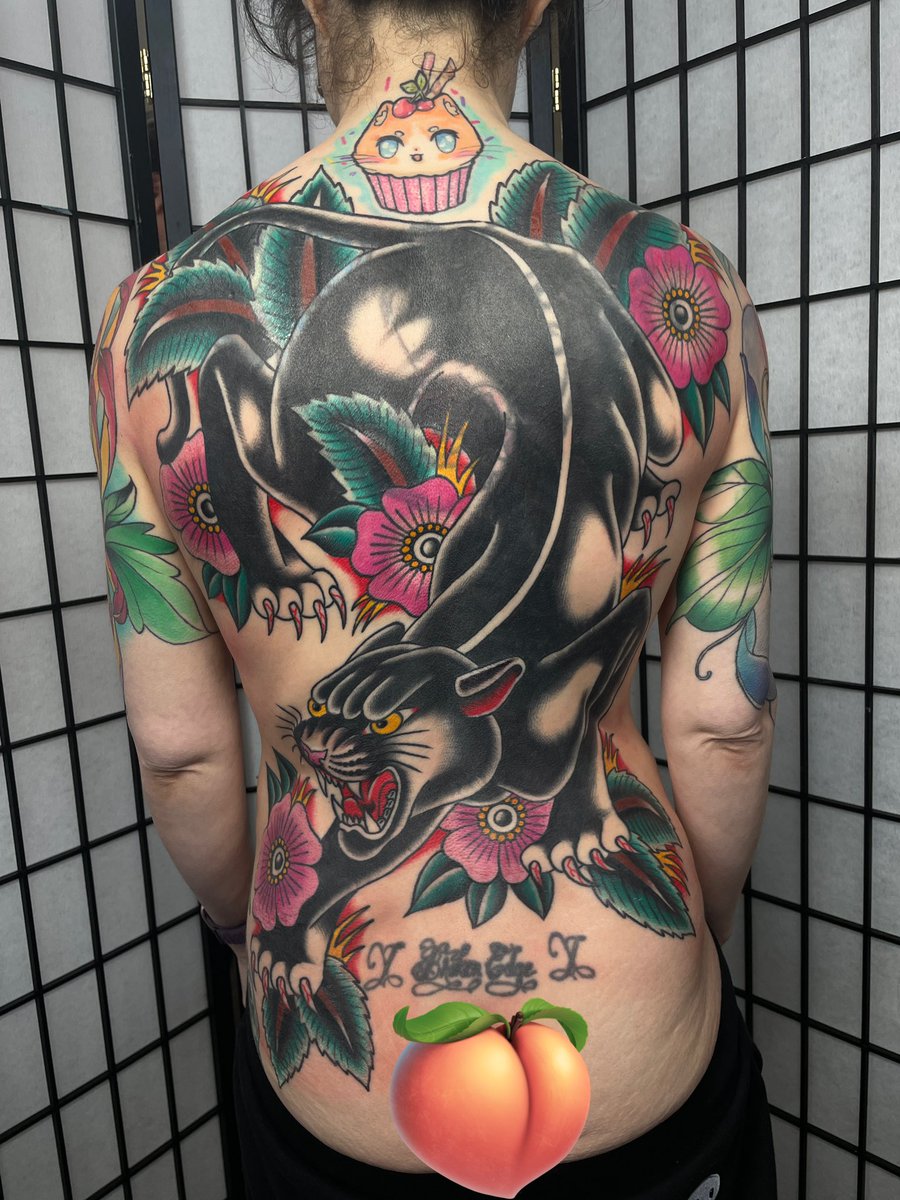 Hilda (Cupcakes) tweet media