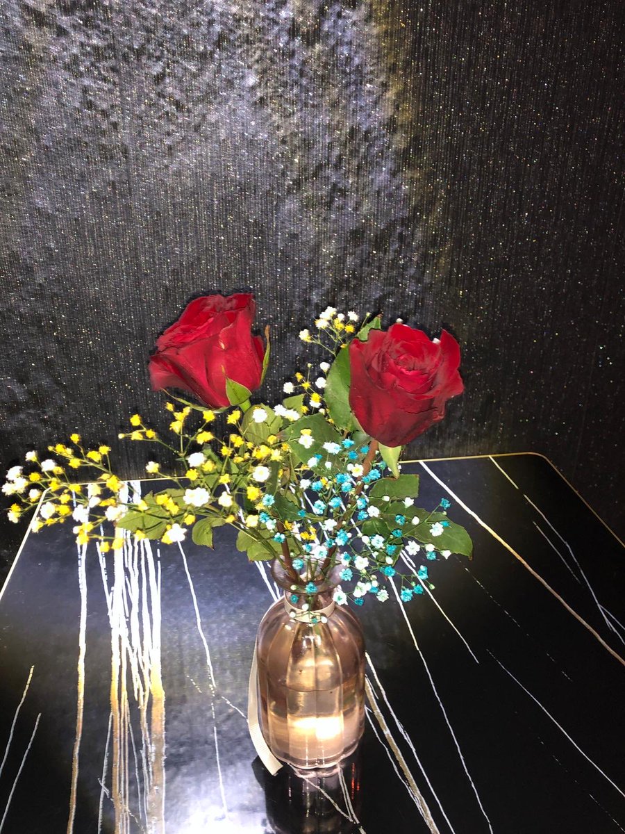 Alles Gute zum Internationalen Frauentag, liebe Frauen, und ganz besonders meiner wundervollen Ehefrau! 🌹💐💕