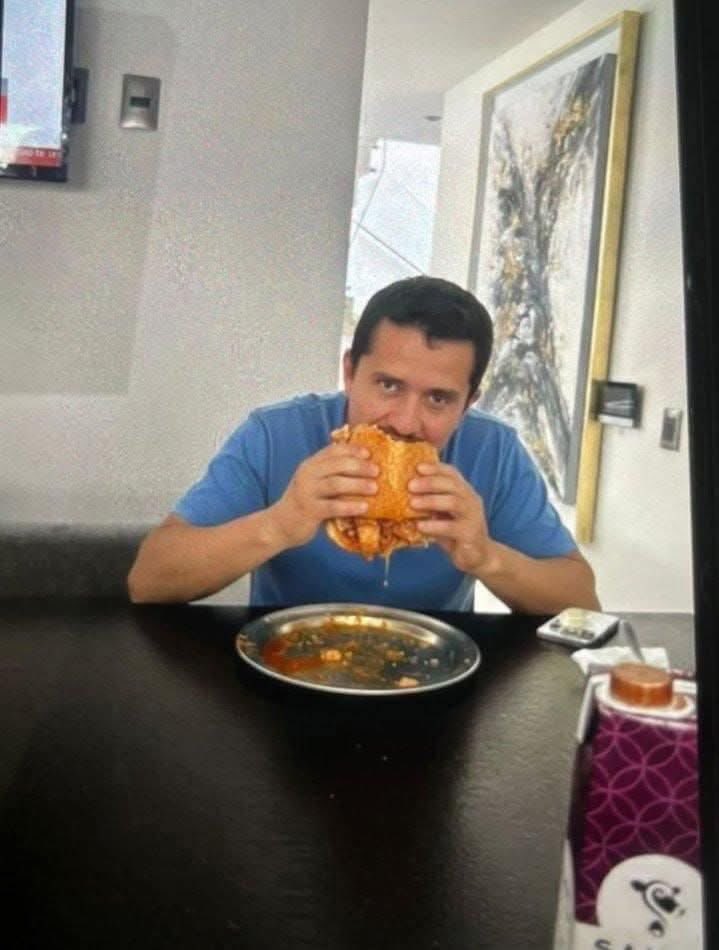AlezHanmaMx tweet media
