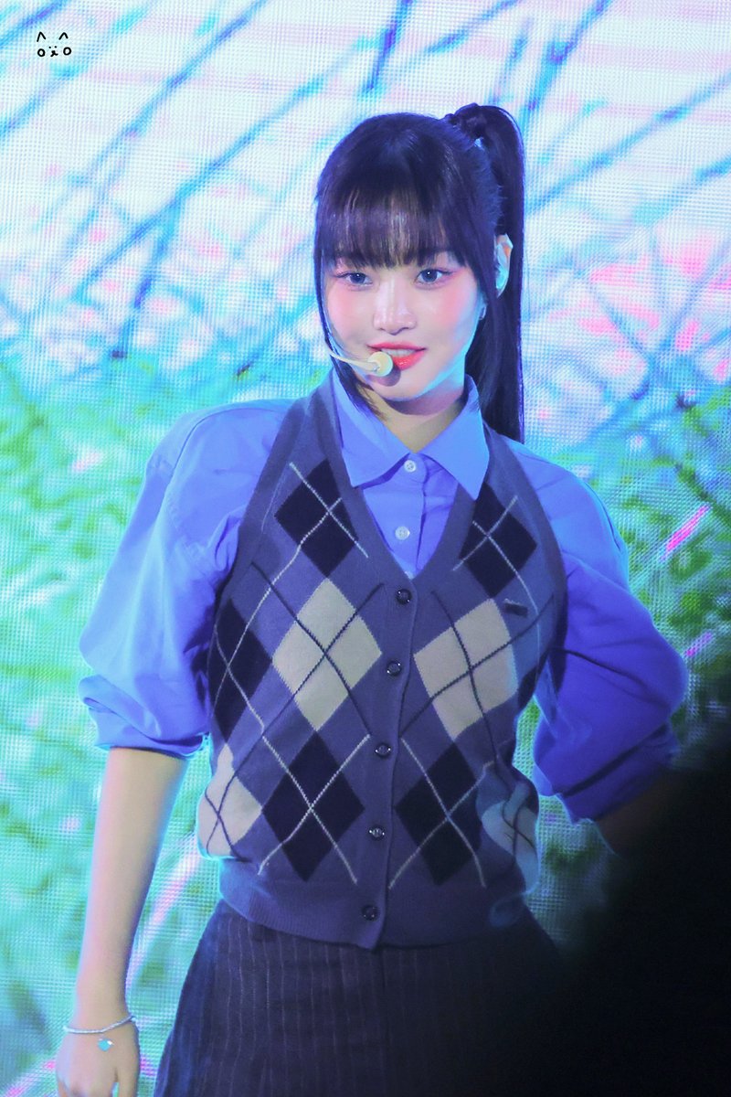 us_p_q's tweet image. 251018

#시안 #SIAN
#유스피어 #USPEER