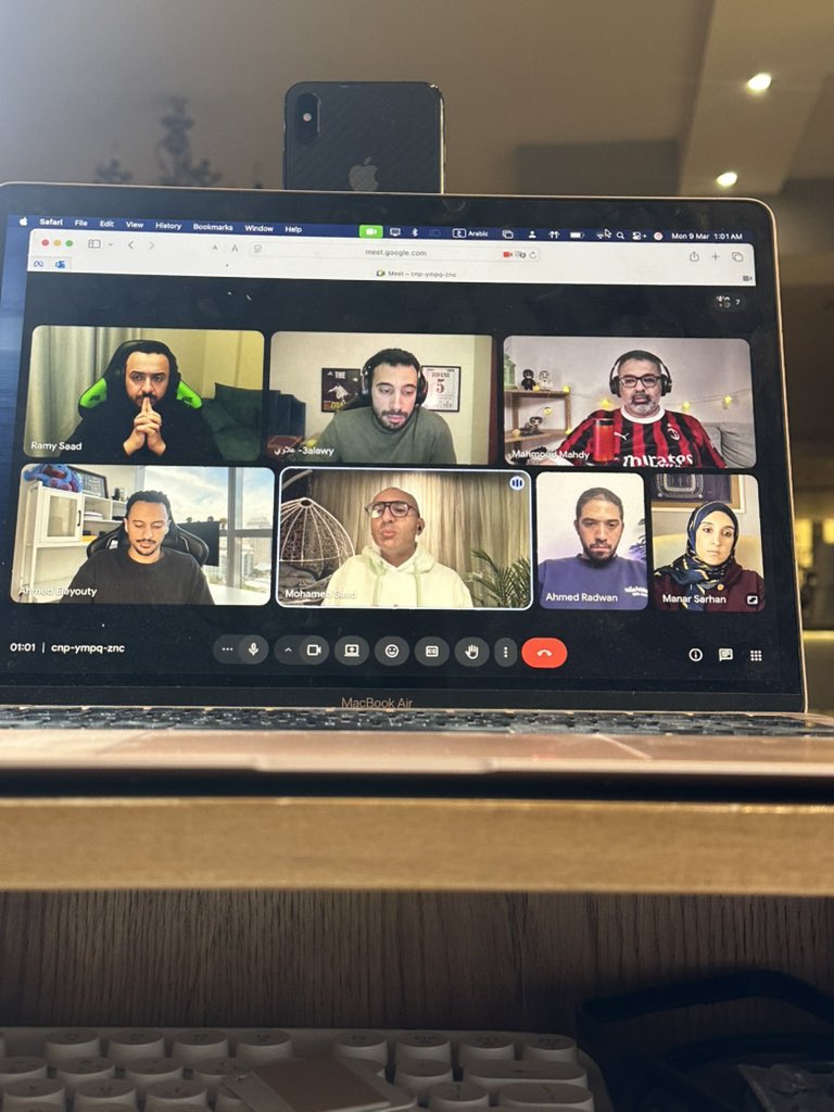 ManarSarhan's tweet image. 👀 #recording