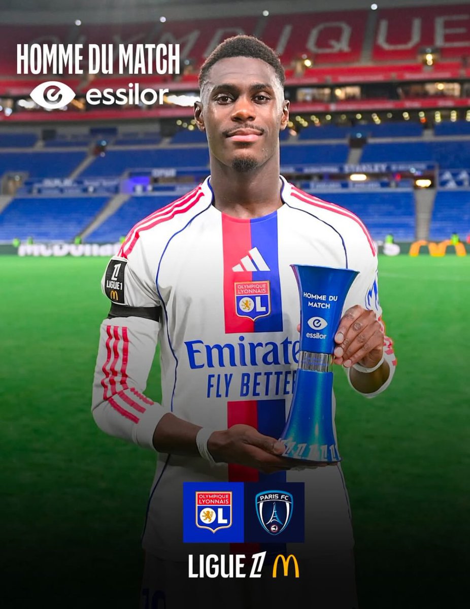 gno_tv's tweet photo. Match nul entre l’OL et le Paris FC(1-1), marqué par la grande performance de Moussa Niakhaté 🇸🇳, élu 𝐡𝐨𝐦𝐦𝐞 𝐝𝐮 𝐦𝐚𝐭𝐜𝐡 𝐥𝐞 𝐣𝐨𝐮𝐫 𝐝𝐞 𝐬𝐨𝐧 𝐚𝐧𝐧𝐢𝐯𝐞𝐫𝐬𝐚𝐢𝐫𝐞 tout comme Moustapha Mbow. https://t.co/7UNpjQLmPE