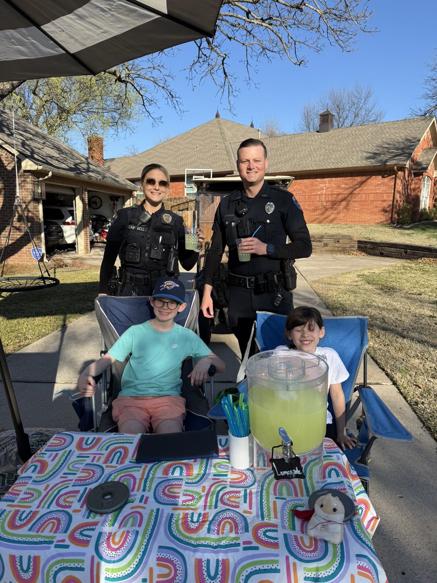 Edmond Police Dept tweet media