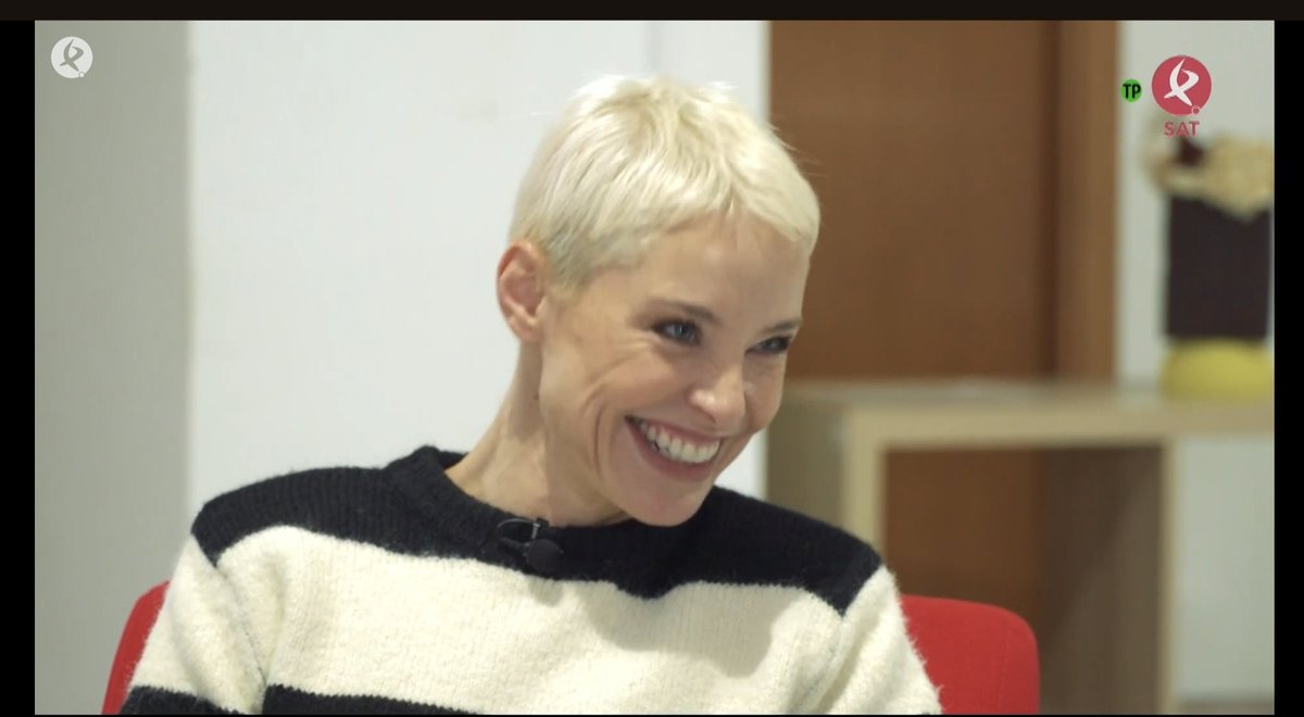 lausolete1979's tweet photo. Que conversación tan sincera y tan bonita entre @SorayaArnelas y Alicia Senovilla en @cextremadura 
Esta foto refleja y resume su mejor momento con su nuevo disco #Ilúmina y con todos los proyectos que tiene, ganados a pulso y a base de trabajo #MuyDeAquiCex https://t.co/dvYhjp94Fj