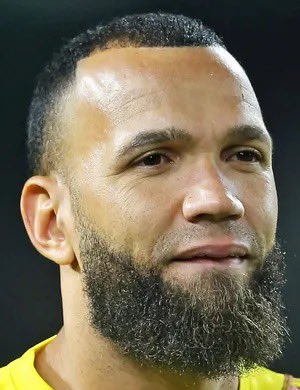 beqqysftw's tweet photo. EVERSON PRECISA TEM QUE SER EXPULSO DA CBF

COMPARTILHEM O ROSTO DESSE VERME

ISSO NÃO É JOGADOR DE FUTEBOL, VOCÊ E UM FRACASSADO EVERSON

FRACASSADO https://t.co/4idmyyoGE5