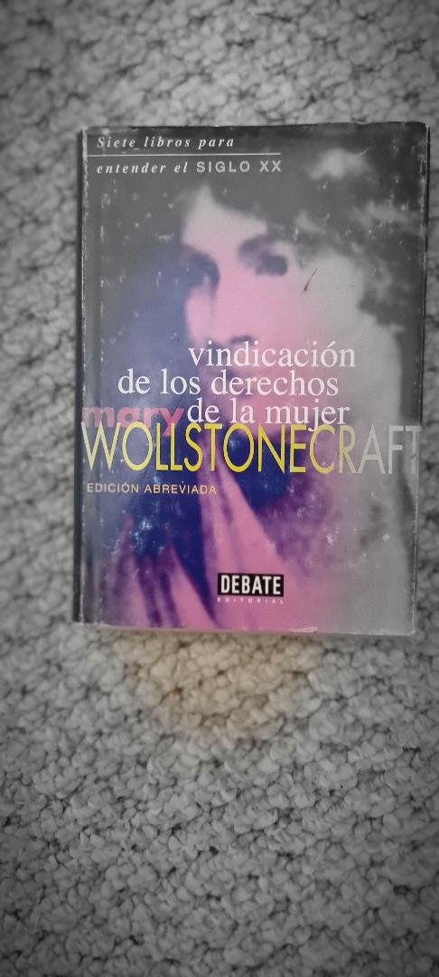 En el dia de la mujer destaco la primera feminista verdadera, es decir, liberal. Mary Woostonecraft que escribió en 1792 trece maravillosos capítulos alegando la igualdad ante la ley. Otorgar cupos femeninos es tan estúpido como otorgarlos para los pie planos o color de ojos: