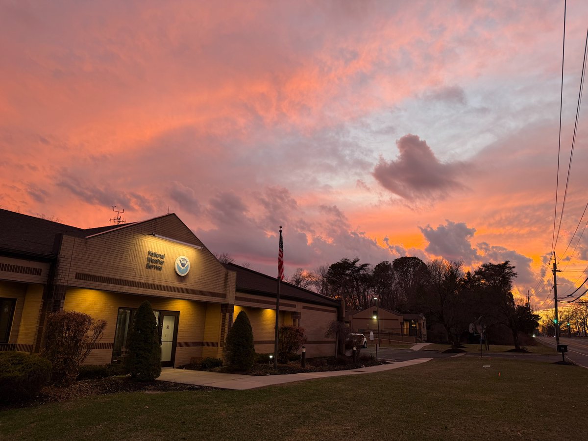 🌇 We were treated to a spectacular sunset this evening! We are also hearing the spring peepers for the first time this season in the wetlands behind our office. It seems as if spring has sprung!