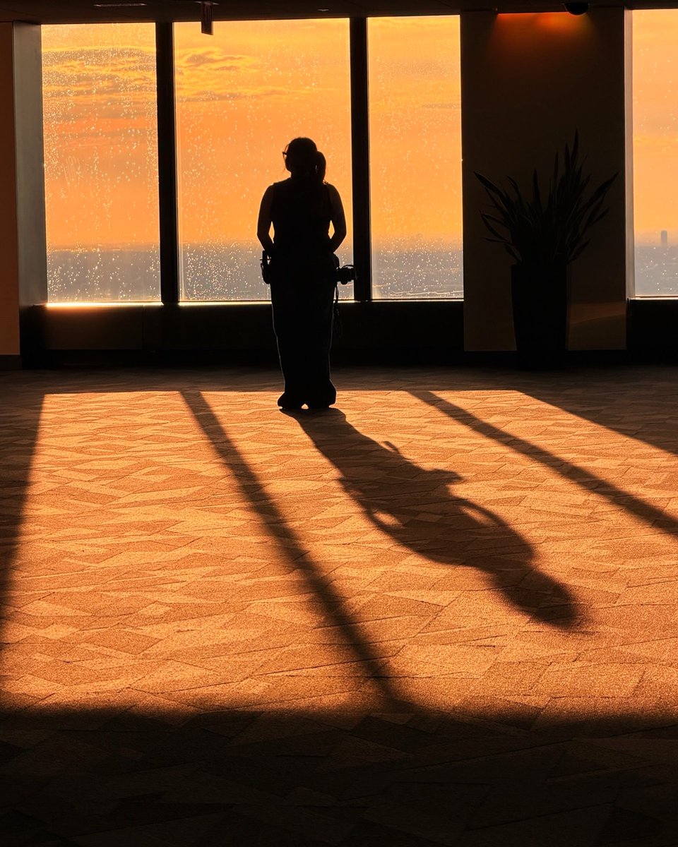 Skydeck Chicago tweet media