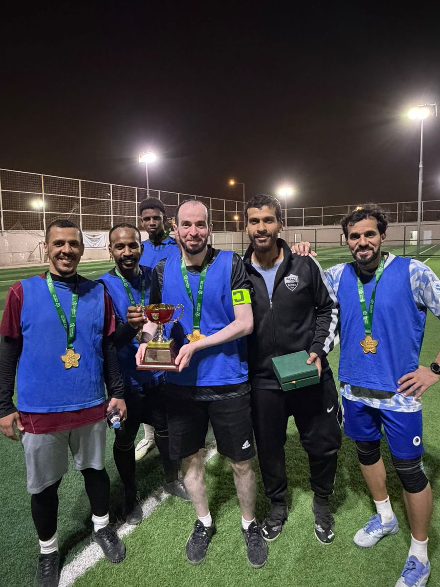 azzurri_1999's tweet photo. 1️⃣
اقيم اليوم تحدي رمضاني 🌙😍🔥🏆🥇
بين فيصل الصميت 🆚 نواف الدوسري
وفاز فريق فيصل👏🏼
مبروك فيصل 🥳🎉 وهاردلك نواف🙏🏼
ونشكر جزيل الشكر والدنا : ابوسعد على دعمه المتواصل لانجاح الفريق 🎁😇🩵
والشكر موصول لعبدالمجيد المسعود ابوالوليد على ��هودة في اقامة التمارين الرمضانية 😇🤝👑 https://t.co/qBUAEJdf3x