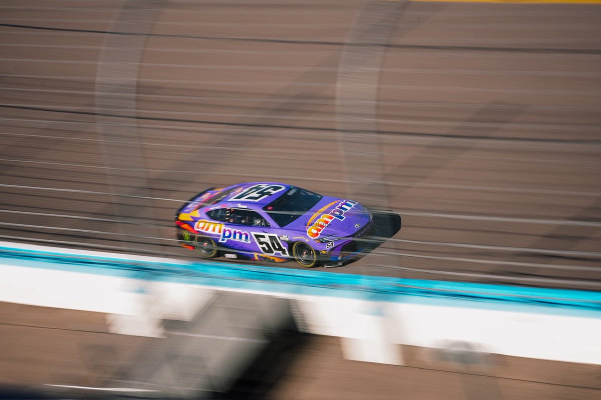 Joe Gibbs Racing tweet media