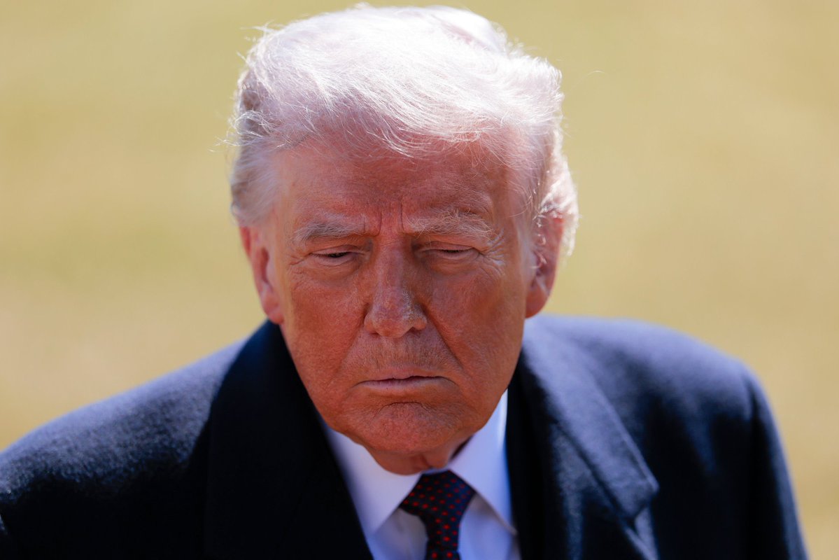 Republicans against Trump tweet media