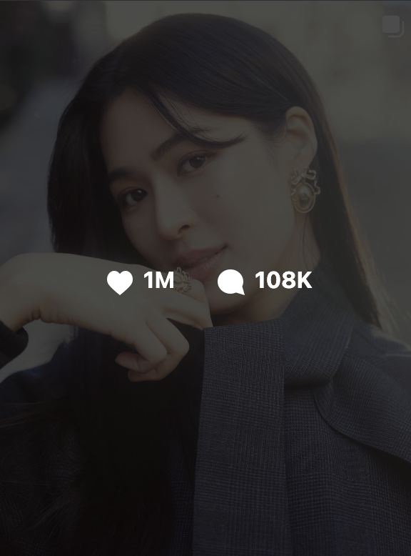 LingUnbothered's tweet photo. Amazing start to the week! 🎉

Lingling Kwong now has 6 posts with 1M likes on IG. 7 more to go!

Thank you for boosting her EMV, MIV &amp; ER. 💫

Keep supporting: ❤️ Like
💬 Comment
🔁 Repost
Next goal: 1M. 🚀
#หลิงหลิงคอง #LinglingKwong #DiorAW26 #Dior #PFW @linglingsirilak @Dior https://t.co/qxzTpDcM6K