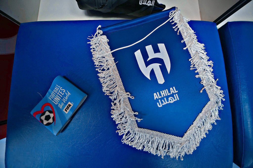 عمرو tweet media