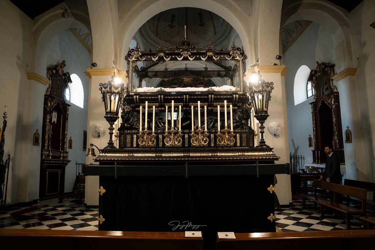 MayorgaJuanjo's tweet photo. Trono para el Santo Entierro de la Vera+Cruz de Almogía (I).
Diseño: Fco. Naranjo
Ejecución: Alberto Berdugo, Orfebrería Montenegro y Álvaro Abrines.
#CofradíasMLG #SemanaSanta2026 #Cuaresma2026 
#Almogía
#Málaga https://t.co/SjWtACMASH