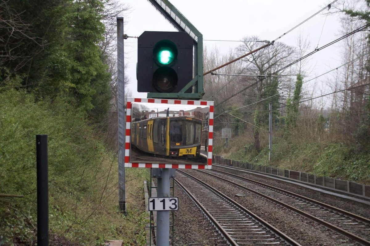 Signal of the Day 🚦🚥🚂 tweet media