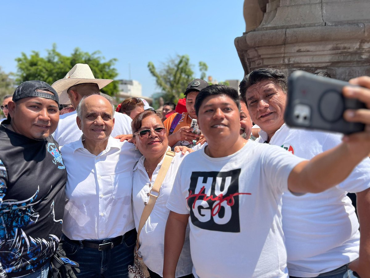 David Gama mantiene un gran liderazgo en Iguala, en donde hoy continuamos con los festejos por el 97º Aniversario de la Fundación del <a href="/PRI_Nacional/">PRI</a>.

Aquí en la Cuna de la Bandera, nos reunimos <a href="/AleBravoAb/">Alejandro Bravo Abarca</a>, <a href="/MaPilarVadilloR/">Ma. Pilar Vadillo Ruiz</a>, Jorge Sánchez Allec, Héctor Vicario, Víctor Hugo Vega y