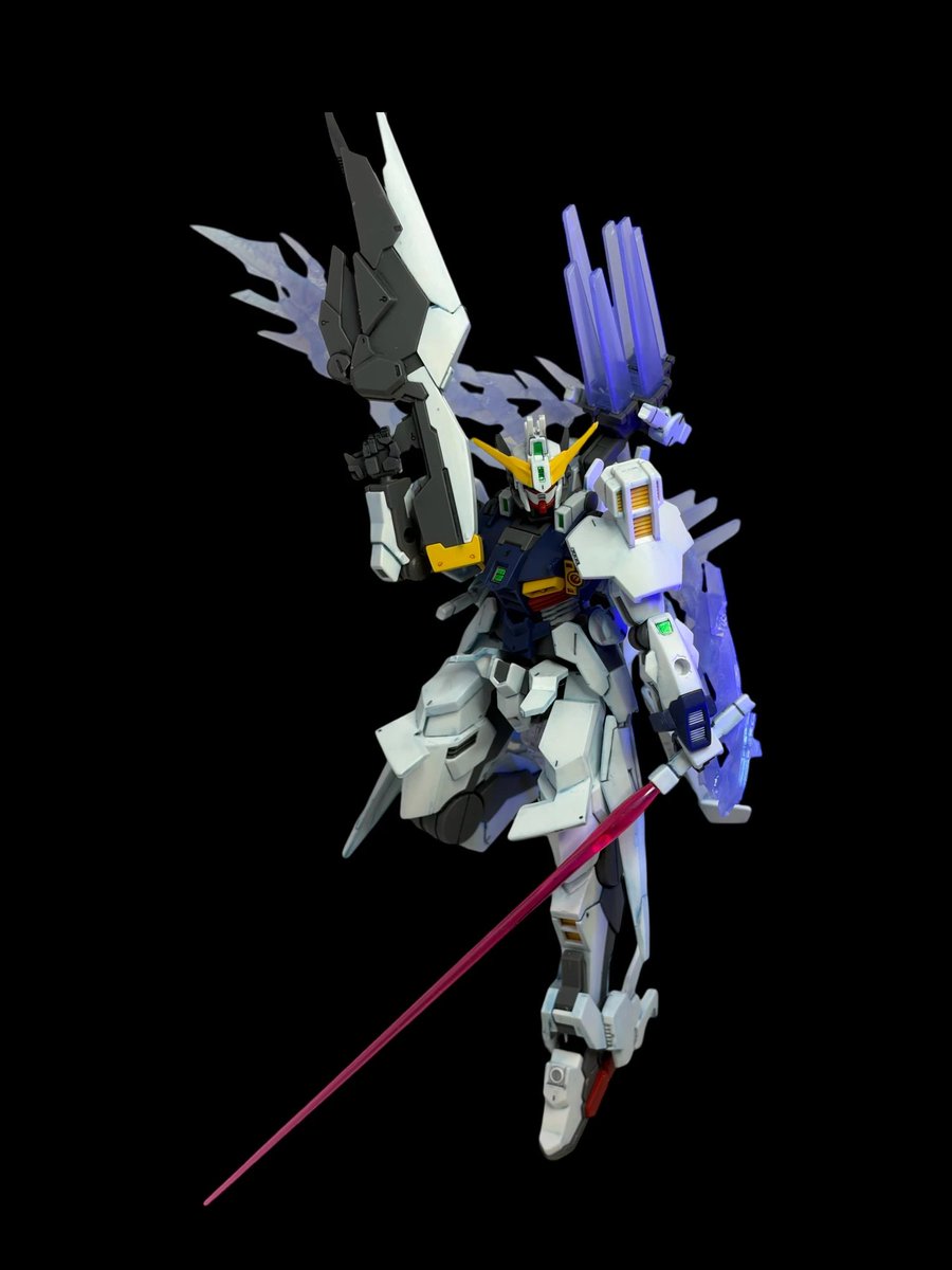 Hypnocrite's tweet photo. So it’s finally time to reveal my build and some kitbash mods of Gundam Zirius, from Gundam Eight.This manga was announced just after I built my trial #gunpla so I feel a special affinity for it as I experienced it in realtime with #gundam veterans. #plamo🧵 https://t.co/FQq4uBiZib