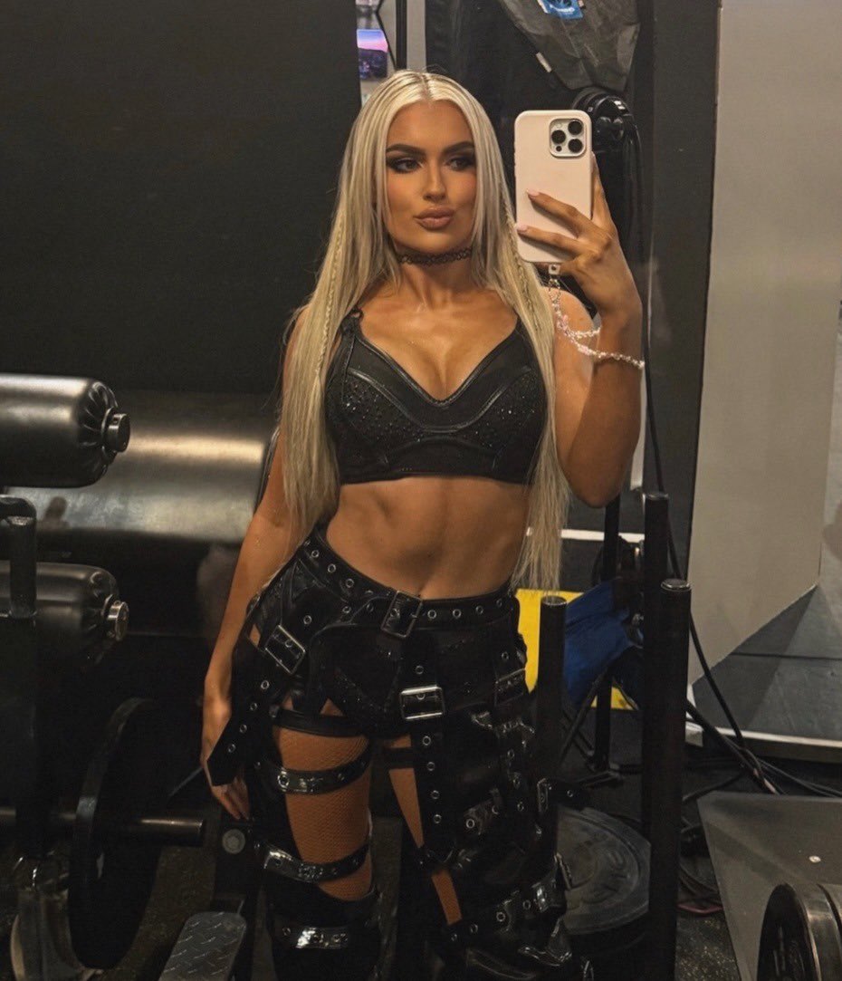 ᥫ᭡.ִֶָ𓂃𝐆𝐋𝐀𝐌𝐎𝐔𝐑 𝐈𝐒 𝐅𝐎𝐑𝐄𝐕𝐄𝐑. tweet media