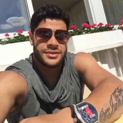 hemsdob's tweet photo. pelo menos na porrada a gente ganhou https://t.co/B9en049ebD