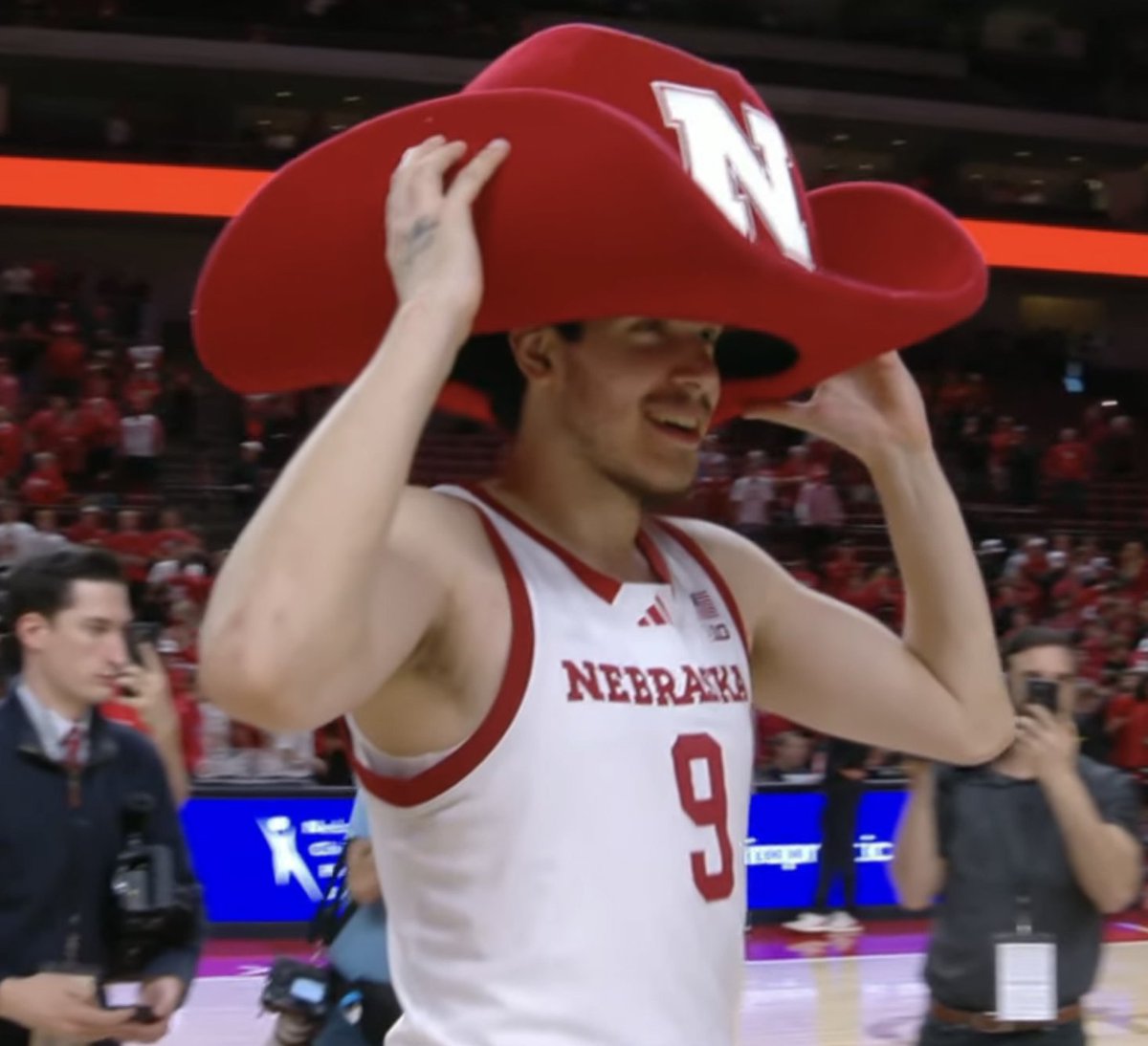 No Context College Basketball (@contextfreecbb) on Twitter photo 