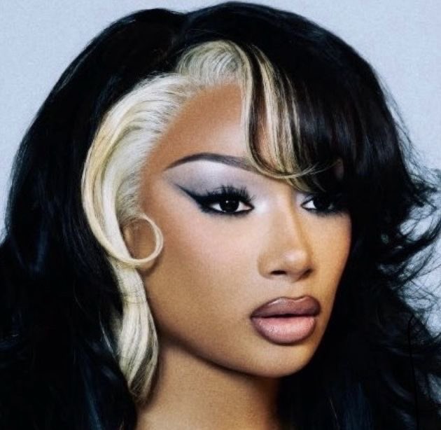 GlitzPerfection's tweet image. // my beautiful queen Megan thee stallion 🧡