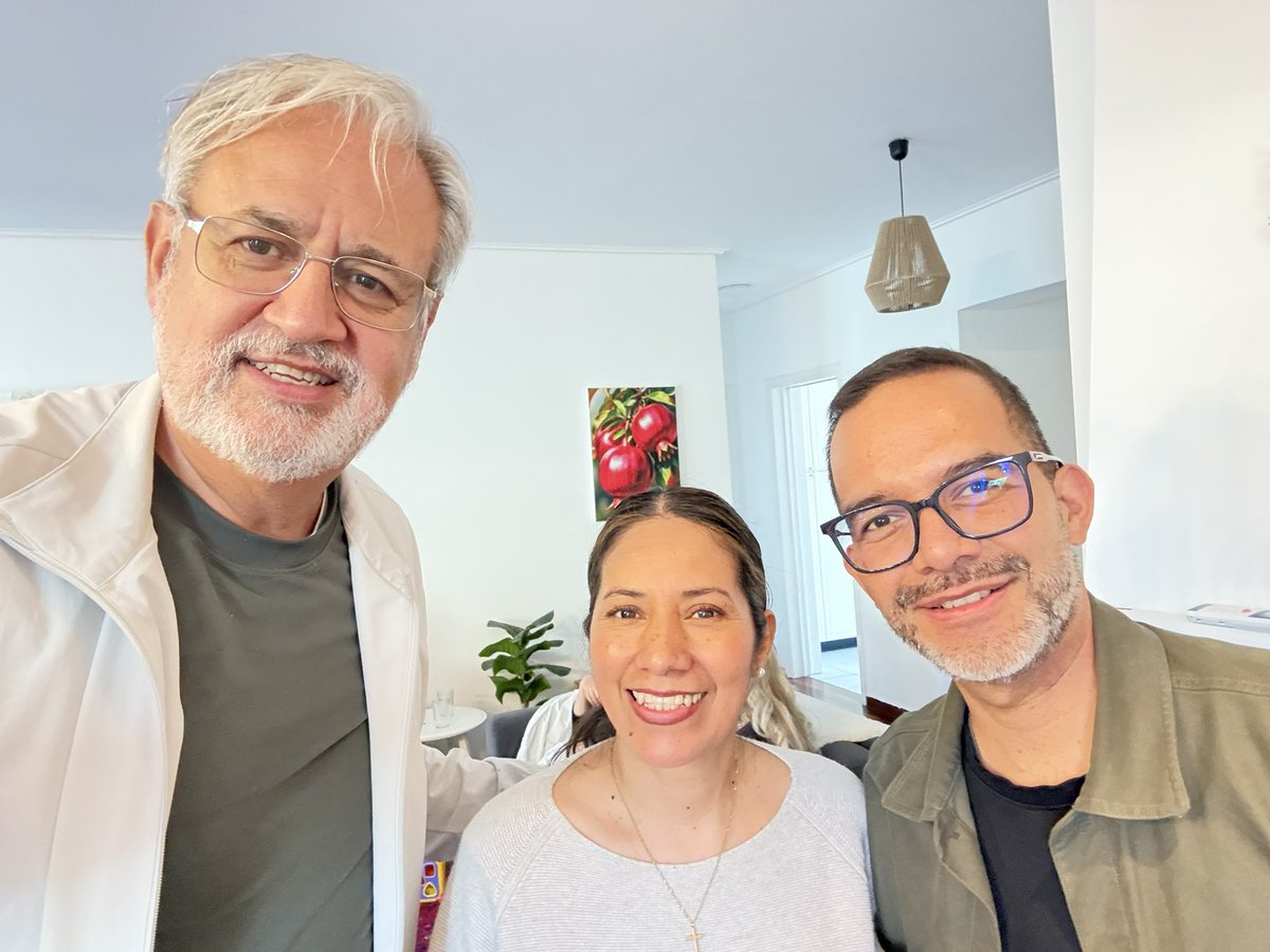 David E. Ramirez tweet media