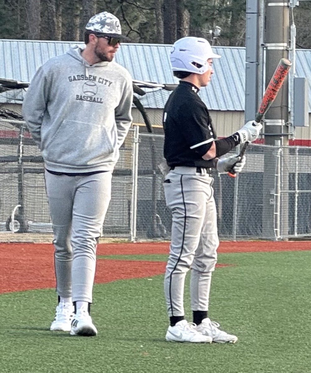 MorrisGladden's tweet photo. Back to back solid games vs Albertville

3 for 5 both games
4 RBI’s
2 Doubles
Walk off single to end 2nd game
@GcityBaseball @PrepBaseballAL @Morrison1Reese https://t.co/Qt0k2x72yu