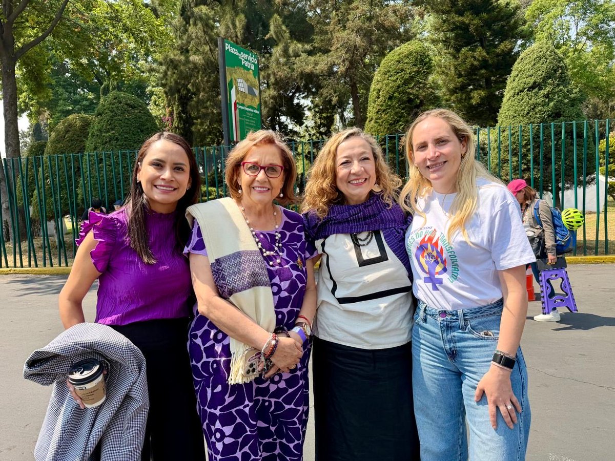 SusanaCueto7's tweet photo. Acompañe a la Presidenta en el día internacional de la mujer. En @Claudiashein tenemos una gran Presidenta https://t.co/4IFvJrtNrd