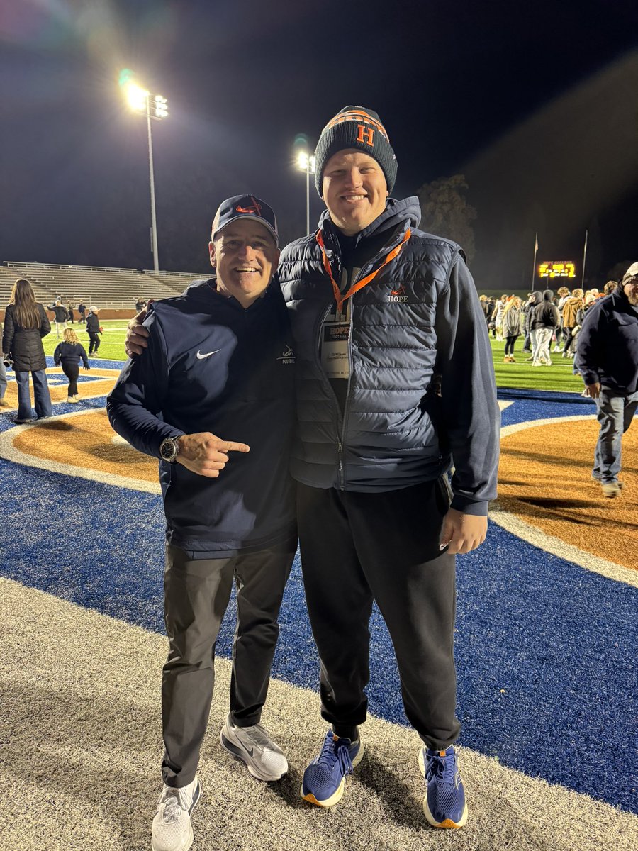 Eli Wilkens tweet media