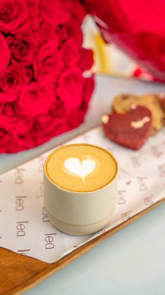 Happy Women’s Day ! 🙏🏼❤️☕️🥐🌹
