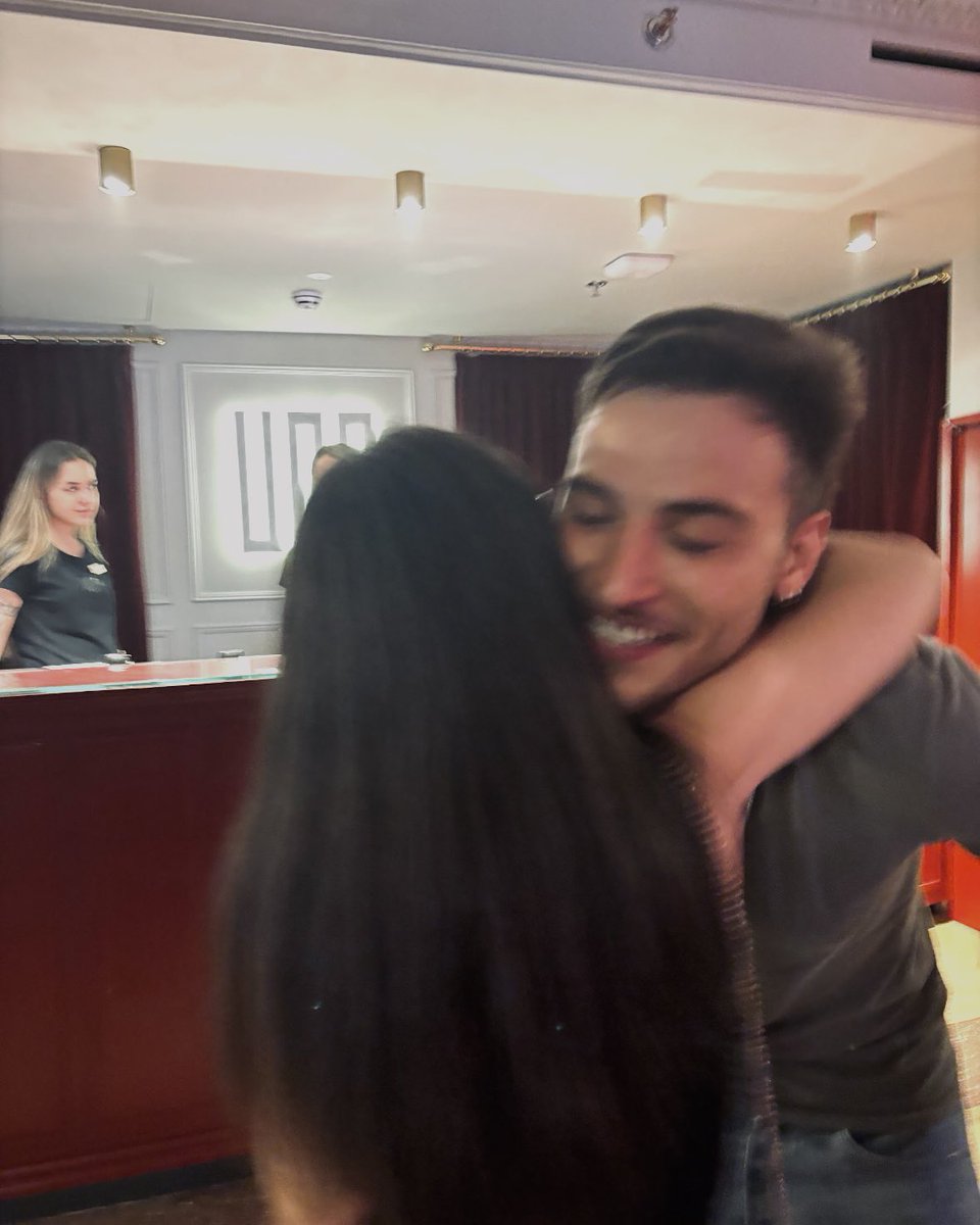 lara ⭐️ tweet media