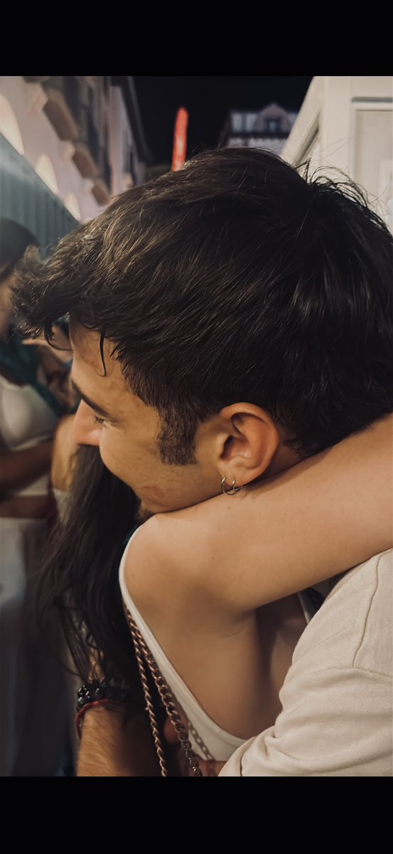 lara ⭐️ tweet media