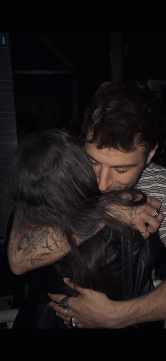 lara ⭐️ tweet media