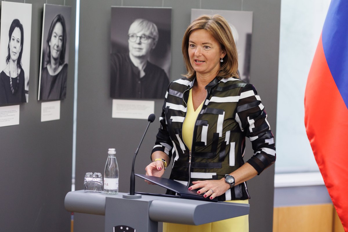 Das Ministerium für auswärtige und europäische Angelegenheiten stärkt gezielt Frauen in Führungspositionen und baut ihre Vertretung in leitenden Funktionen weiter aus. Gleichzeitig bekennt sich das Ministerium klar zu einer feministischen Außenpolitik, die die Gleichstellung der