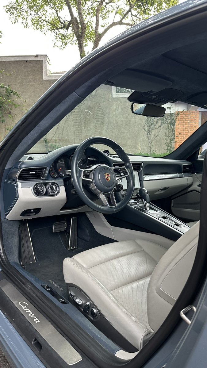 TheVaultCars's tweet photo. Disponível para venda:

Porsche 911 Carrera geração 991.2 extremamente bem configurado entrando à venda na The Vault! 

Dados básicos do carro:

Porsche 911 Carrera (991.2)
2016/2017
19.880km

Caso tenha interesse, nos contate via DM ou no telefone (11)97417-9911. https://t.co/WBmcwHWQub