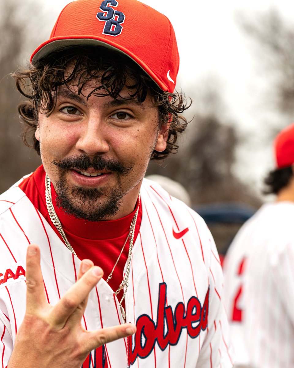 StonyBrookBASE's tweet photo. 🗣️ What a win! 

🌊🐺 x #NCAABaseball https://t.co/o0HMB5dDDh