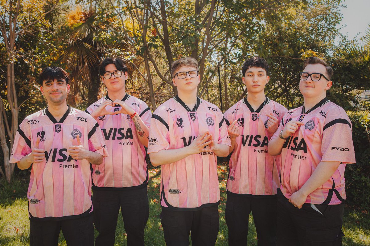 M8 starxo tweet media